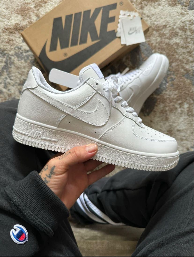 Nike Air Force 1
